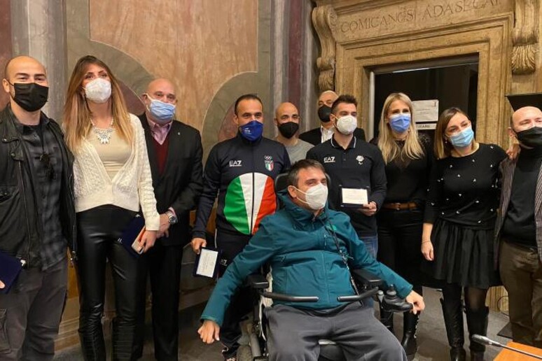 - RIPRODUZIONE RISERVATA