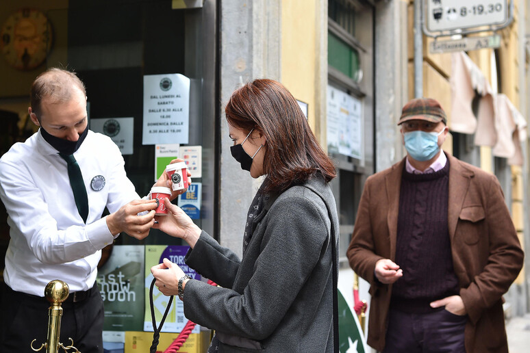 - RIPRODUZIONE RISERVATA