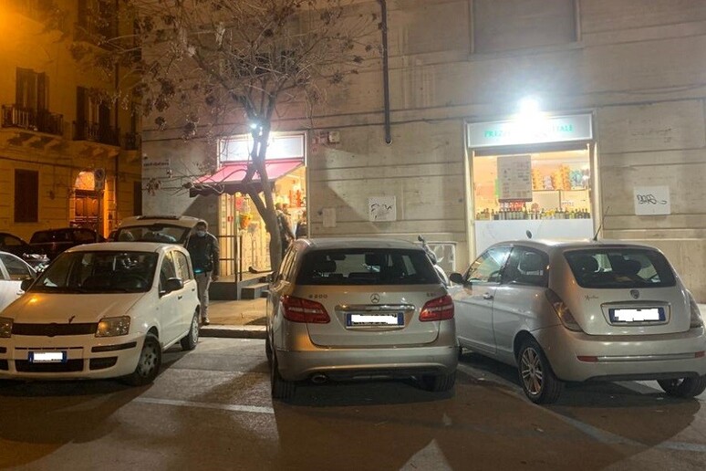 Il supermercato chiuso - RIPRODUZIONE RISERVATA