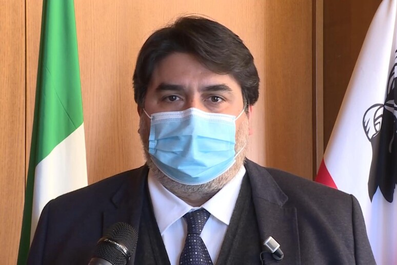 - RIPRODUZIONE RISERVATA
