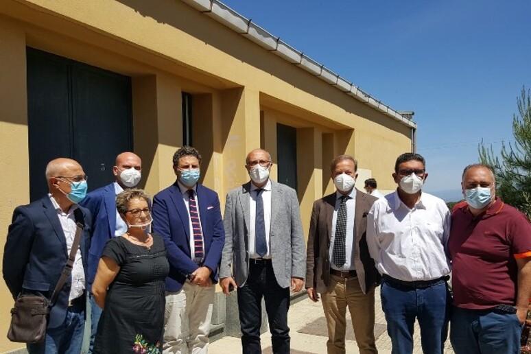 - RIPRODUZIONE RISERVATA
