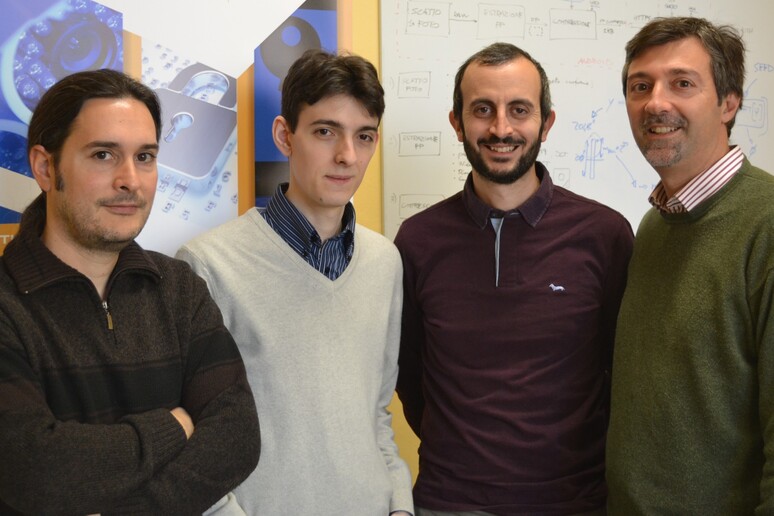 - RIPRODUZIONE RISERVATA