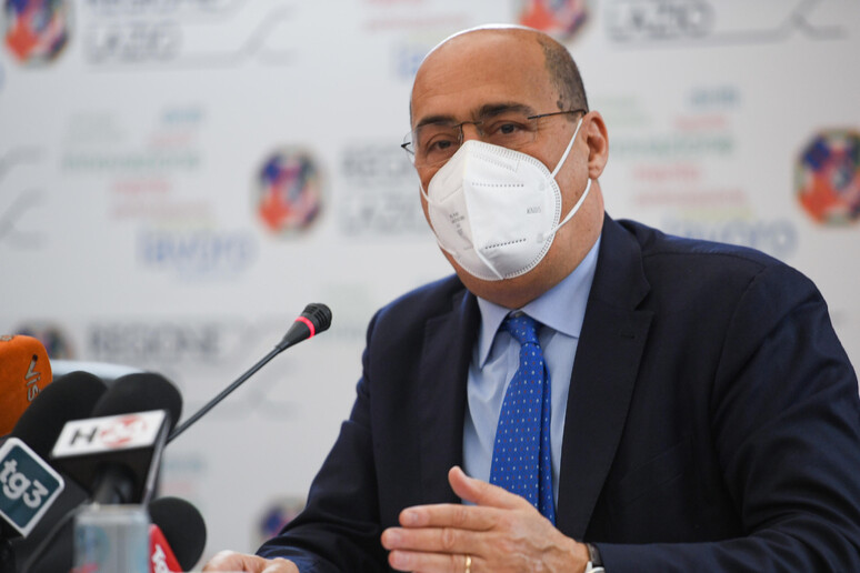 - RIPRODUZIONE RISERVATA