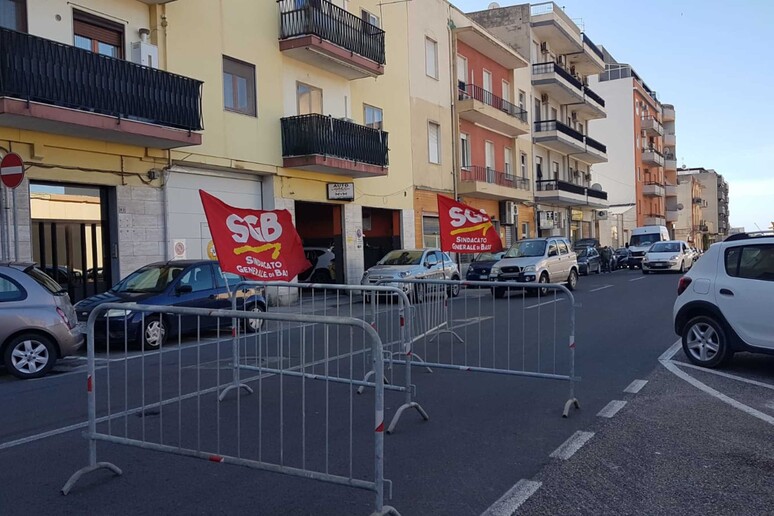 - RIPRODUZIONE RISERVATA