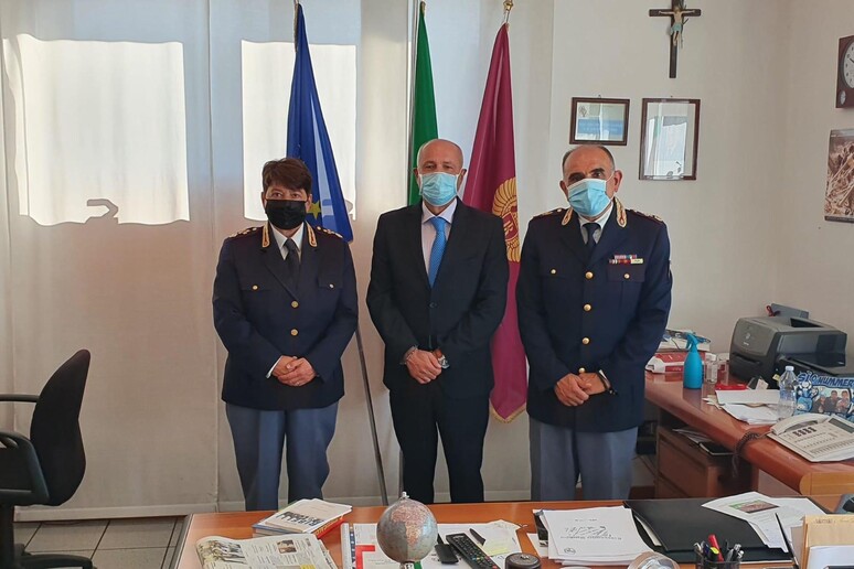- RIPRODUZIONE RISERVATA