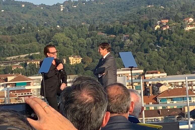 - RIPRODUZIONE RISERVATA