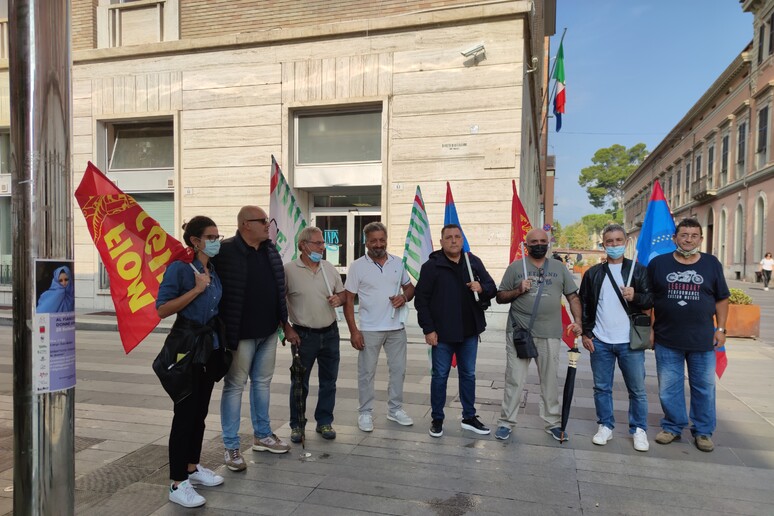 - RIPRODUZIONE RISERVATA