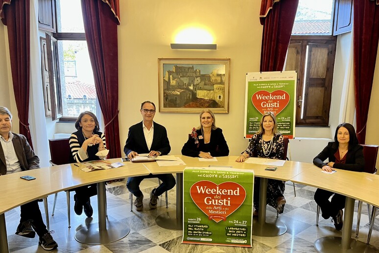 - RIPRODUZIONE RISERVATA