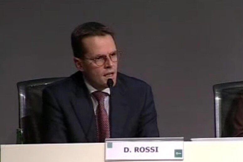 - RIPRODUZIONE RISERVATA
