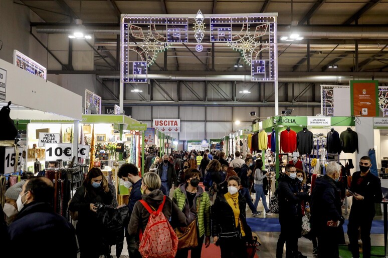 - RIPRODUZIONE RISERVATA