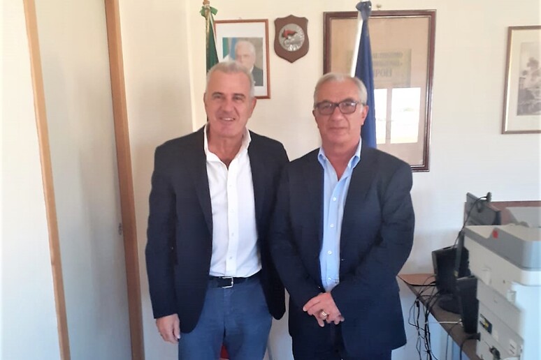 - RIPRODUZIONE RISERVATA