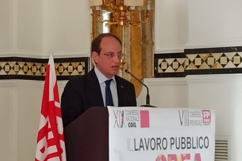 - RIPRODUZIONE RISERVATA