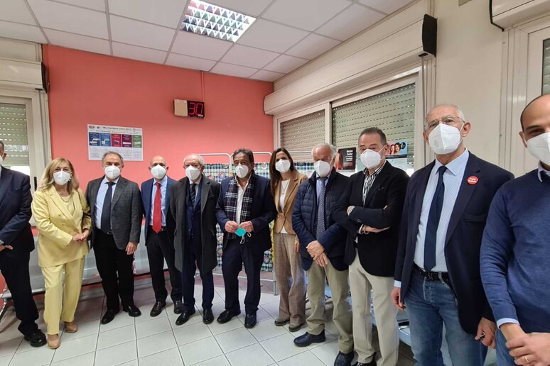 - RIPRODUZIONE RISERVATA