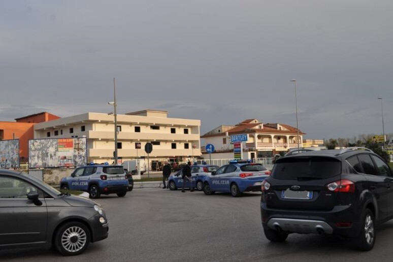- RIPRODUZIONE RISERVATA
