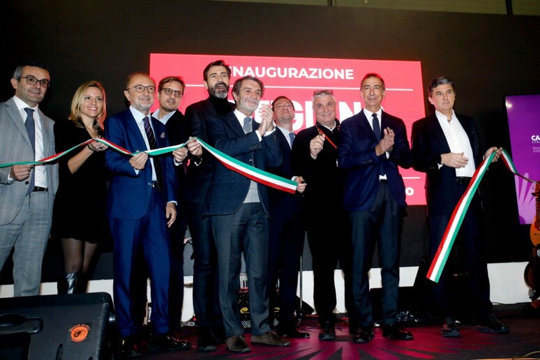 - RIPRODUZIONE RISERVATA