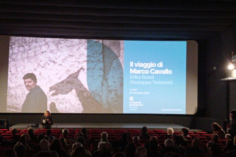 - RIPRODUZIONE RISERVATA