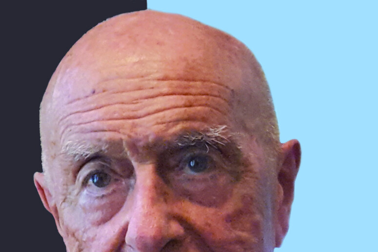 - RIPRODUZIONE RISERVATA