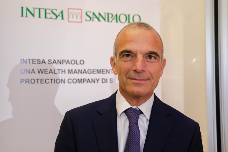 - RIPRODUZIONE RISERVATA