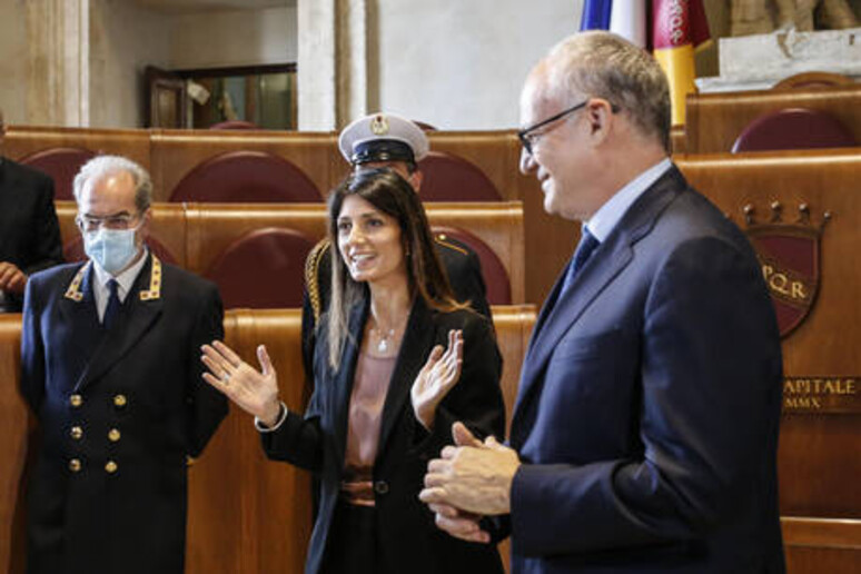 - RIPRODUZIONE RISERVATA