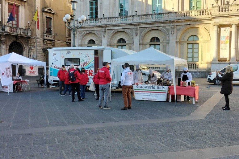 - RIPRODUZIONE RISERVATA