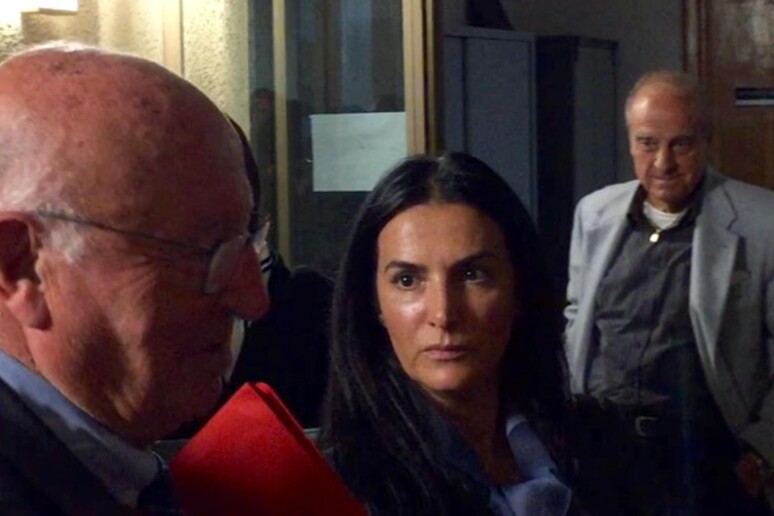 - RIPRODUZIONE RISERVATA