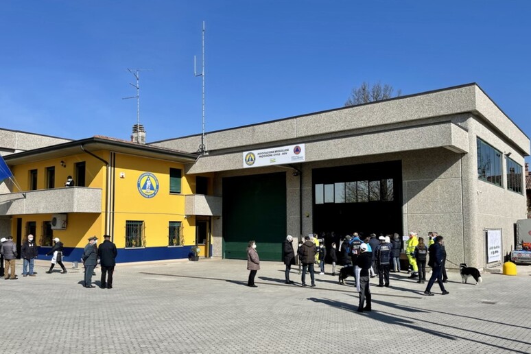 - RIPRODUZIONE RISERVATA