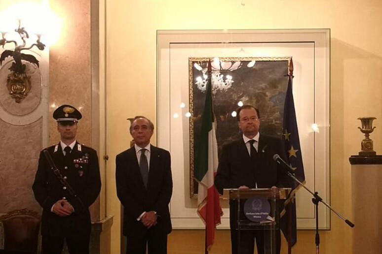 Alexei Paramonov (D), direttore del dipartimento europeo del ministero degli Esteri russo. - RIPRODUZIONE RISERVATA