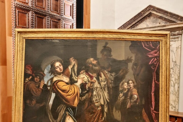 - RIPRODUZIONE RISERVATA