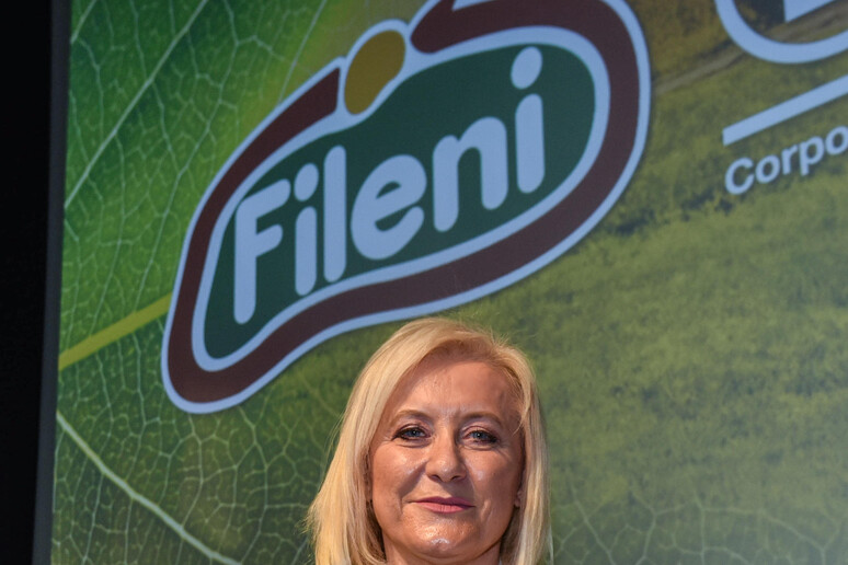 - RIPRODUZIONE RISERVATA