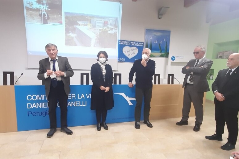 - RIPRODUZIONE RISERVATA