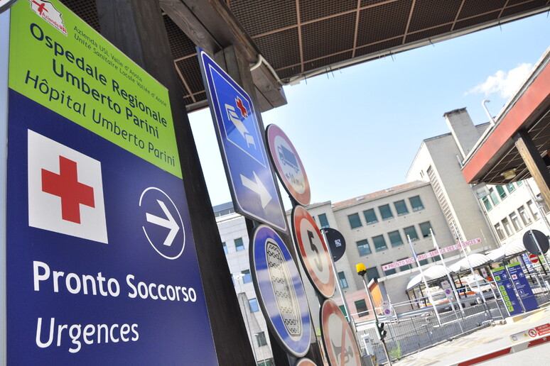 Il pronto soccorso dell 'ospedale Parini di Aosta - RIPRODUZIONE RISERVATA