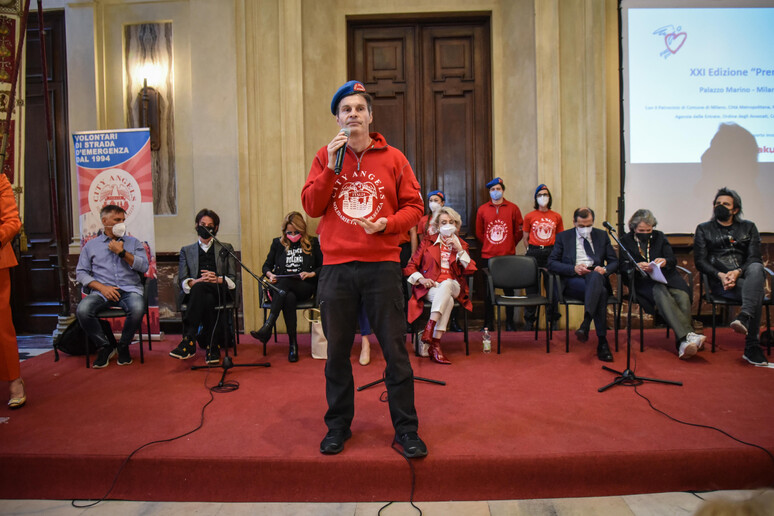 - RIPRODUZIONE RISERVATA