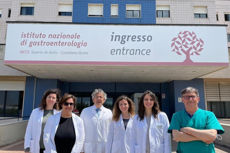 - RIPRODUZIONE RISERVATA