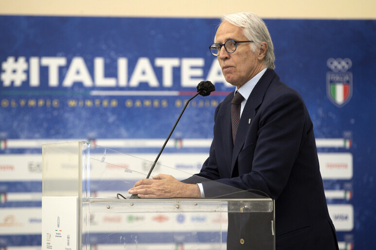 - RIPRODUZIONE RISERVATA