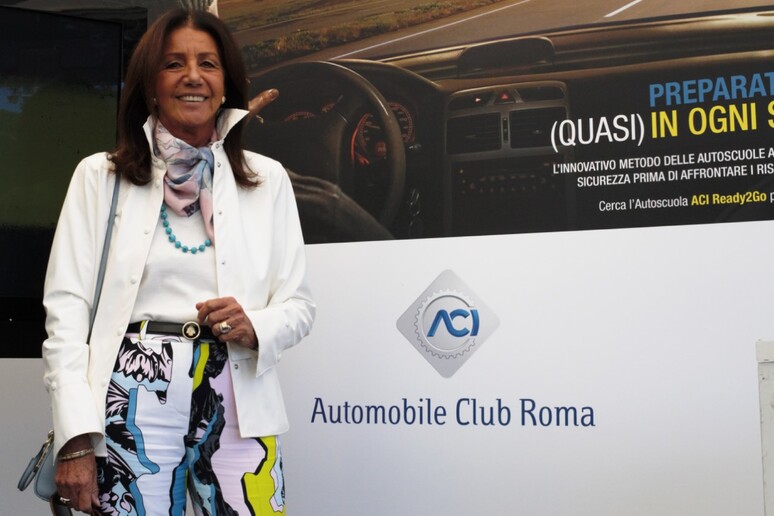 - RIPRODUZIONE RISERVATA