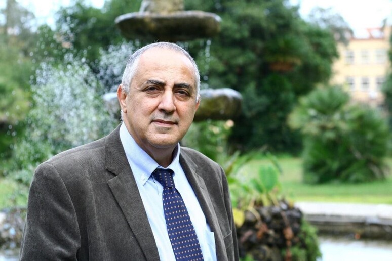 - RIPRODUZIONE RISERVATA