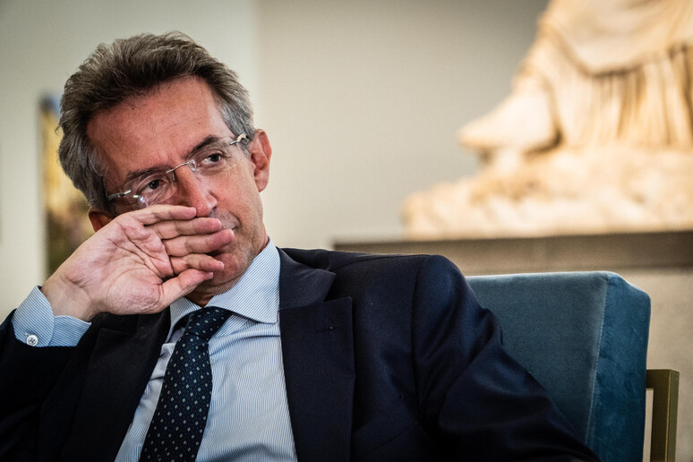 - RIPRODUZIONE RISERVATA