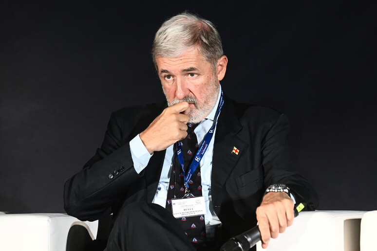 - RIPRODUZIONE RISERVATA