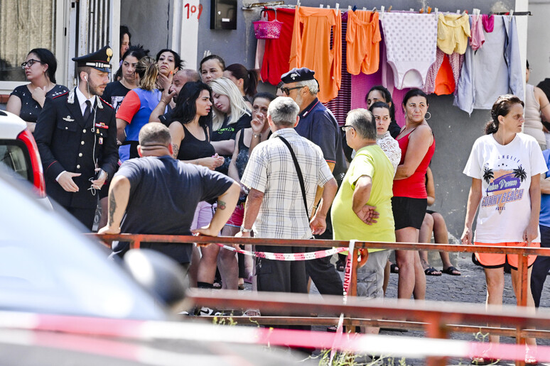 ++ Duplice omicidio alla periferia di Napoli ++ - RIPRODUZIONE RISERVATA
