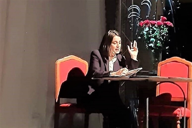 - RIPRODUZIONE RISERVATA