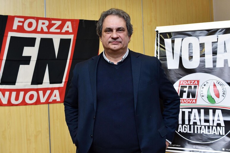 - RIPRODUZIONE RISERVATA