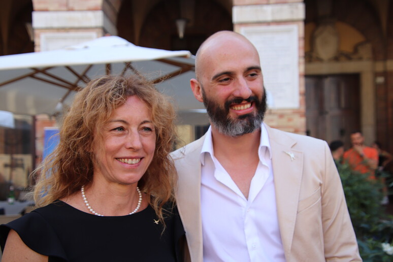 - RIPRODUZIONE RISERVATA