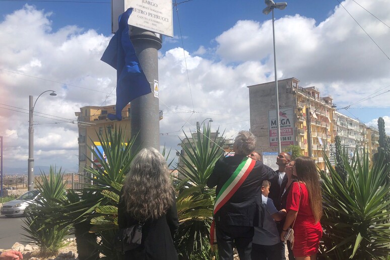 - RIPRODUZIONE RISERVATA