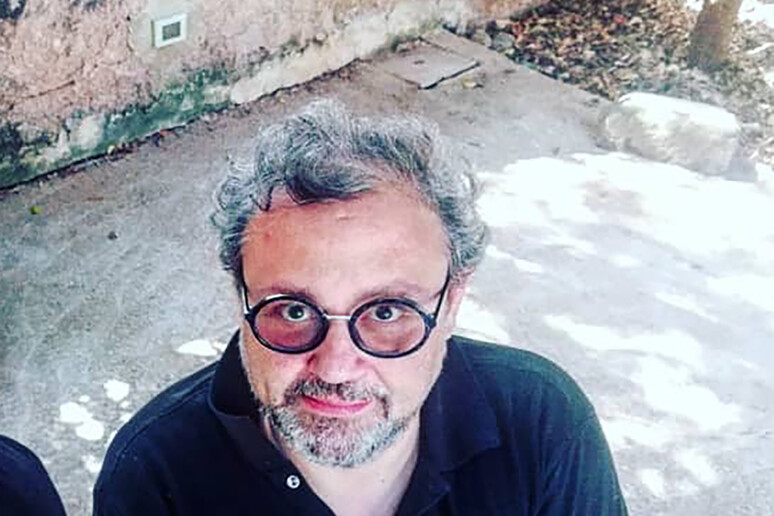 - RIPRODUZIONE RISERVATA