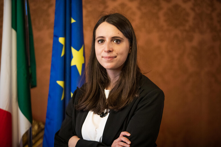 - RIPRODUZIONE RISERVATA