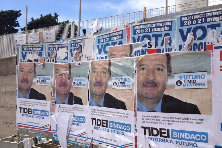 - RIPRODUZIONE RISERVATA