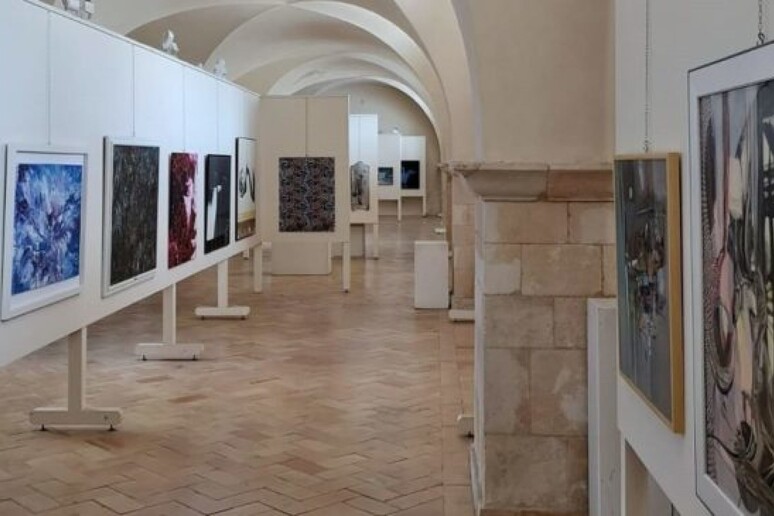 - RIPRODUZIONE RISERVATA