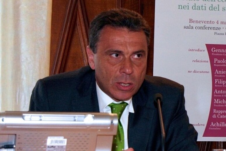 - RIPRODUZIONE RISERVATA