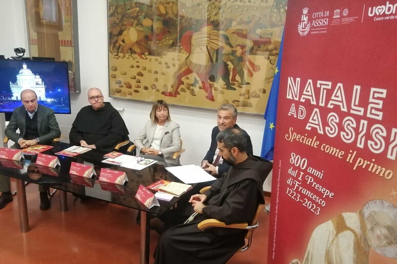 - RIPRODUZIONE RISERVATA