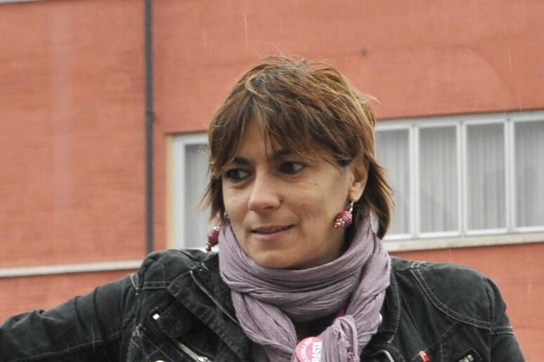 - RIPRODUZIONE RISERVATA